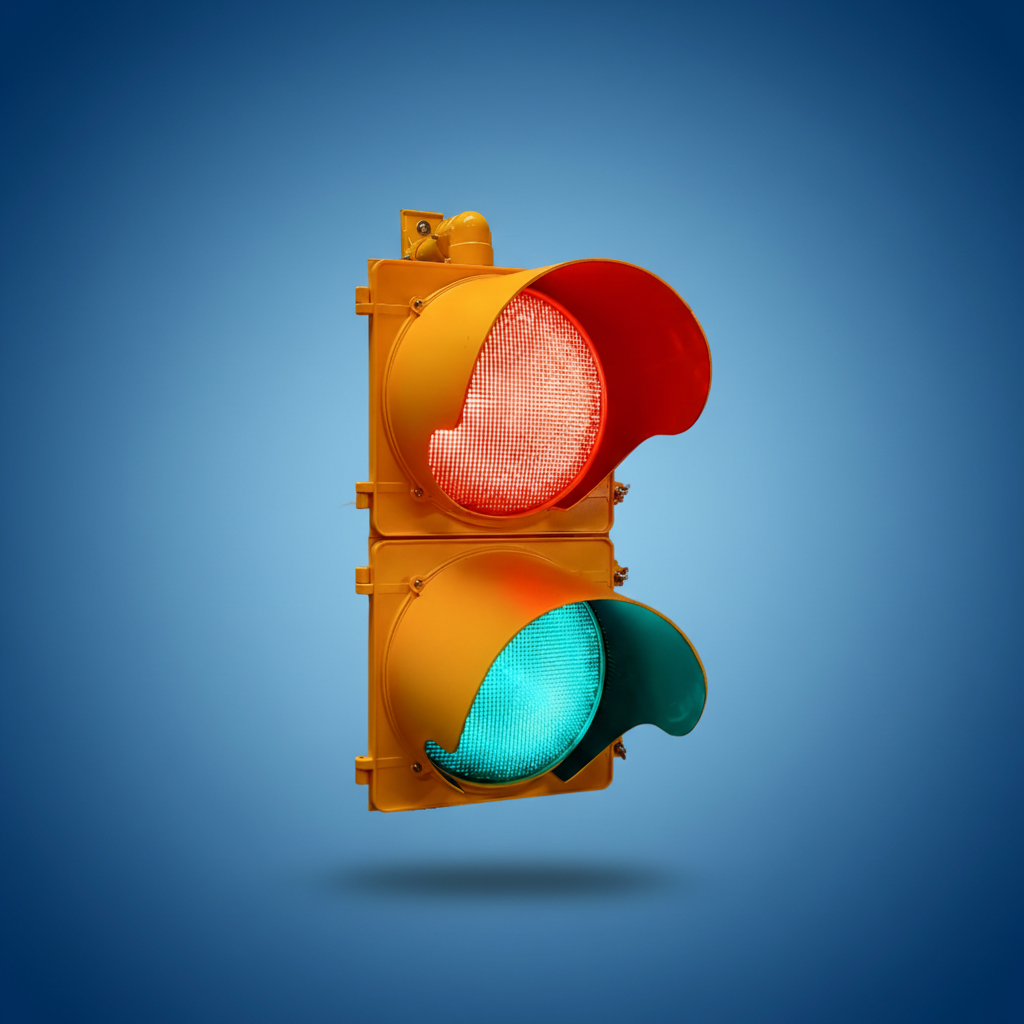 ITE_8_Red_Green_Light — Studio Blue
